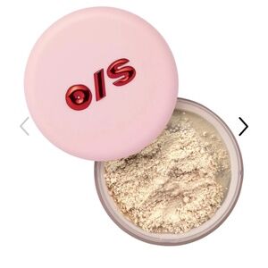 ONE/SIZE by Patrick Starrr Ultimate Blurring Setting Powder in Translucent